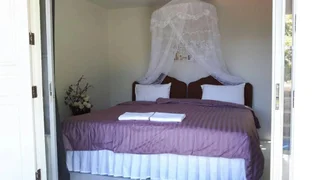 Маерим: Flora Hill Resort
