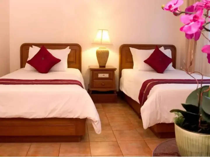 Тхаланг: Surin Bay Inn