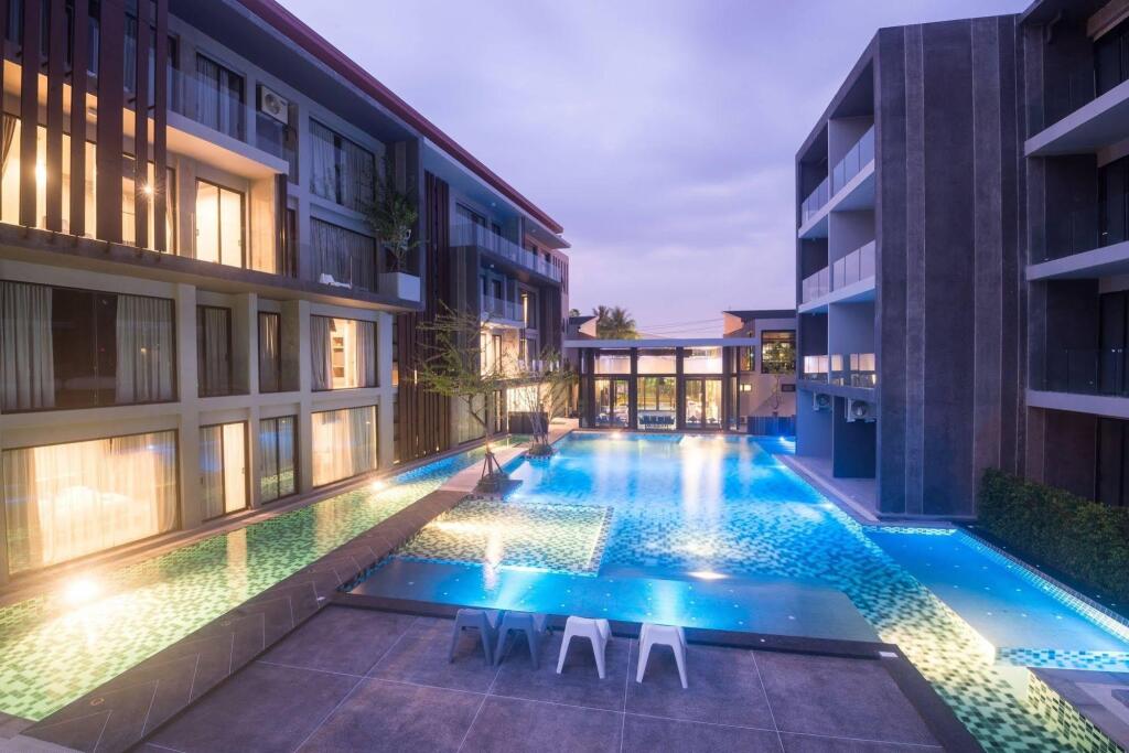 Тхаланг: Maya Phuket Airport Hotel