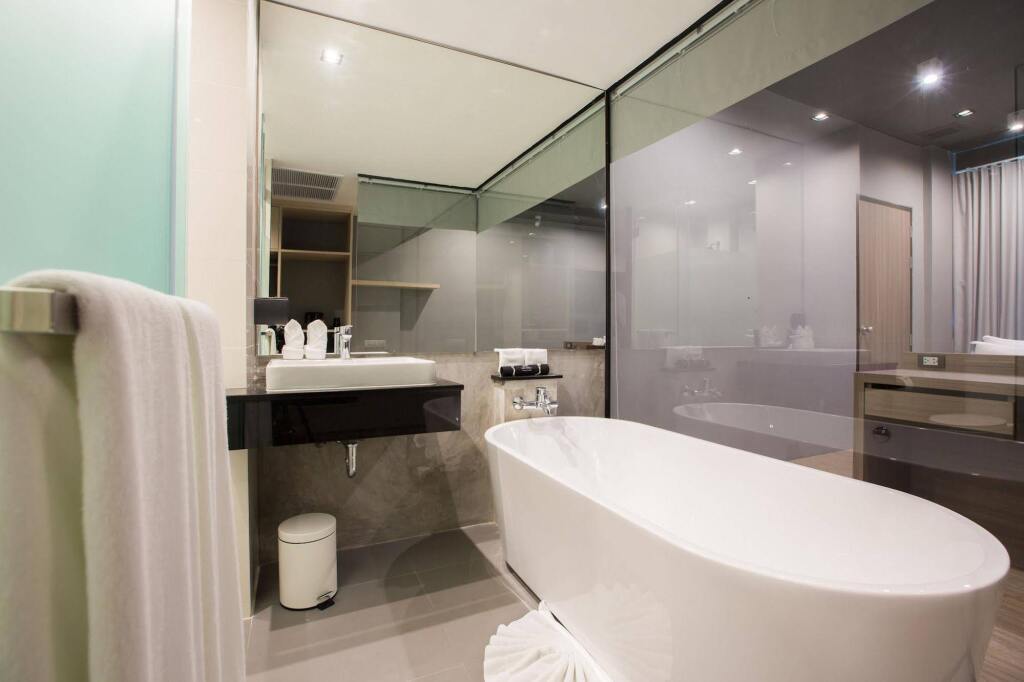 Тхаланг: Maya Phuket Airport Hotel