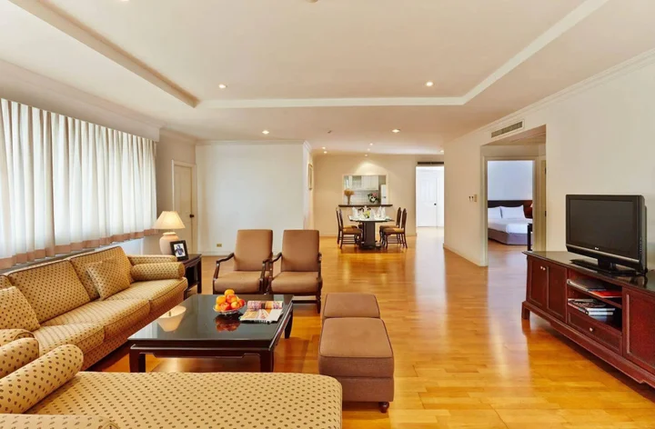 Нонтхабури: Riverine Place Hotel and Residence