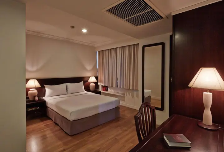Нонтхабури: Riverine Place Hotel and Residence