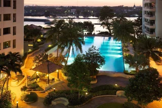 Нонтхабури: Riverine Place Hotel and Residence