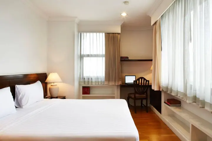 Нонтхабури: Riverine Place Hotel and Residence