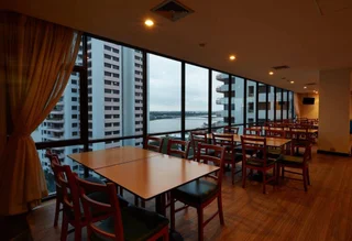 Нонтхабури: Riverine Place Hotel and Residence