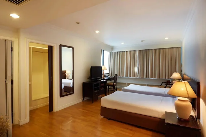 Нонтхабури: Riverine Place Hotel and Residence