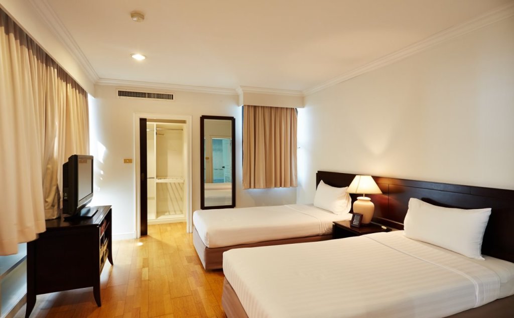 Нонтхабури: Riverine Place Hotel and Residence