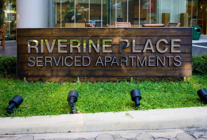 Нонтхабури: Riverine Place Hotel and Residence