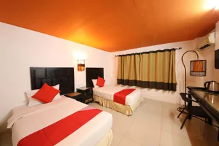 Кату: Patong Station House
