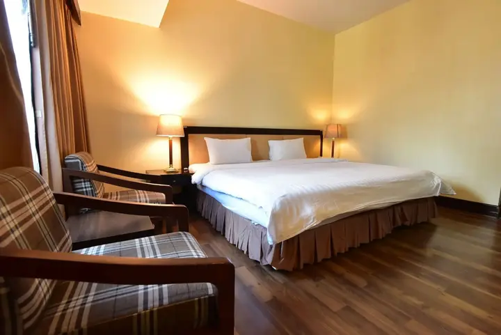 Хатъяй: New Season Hotel
