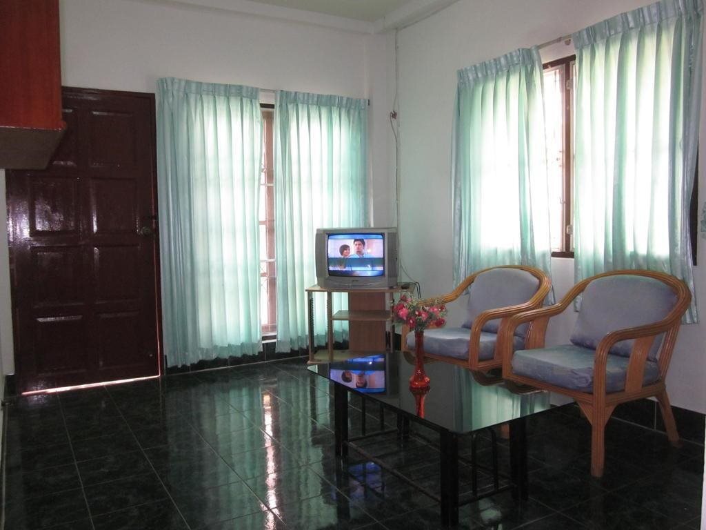 Кату: Bella Tropicana Hotel and Guesthouse
