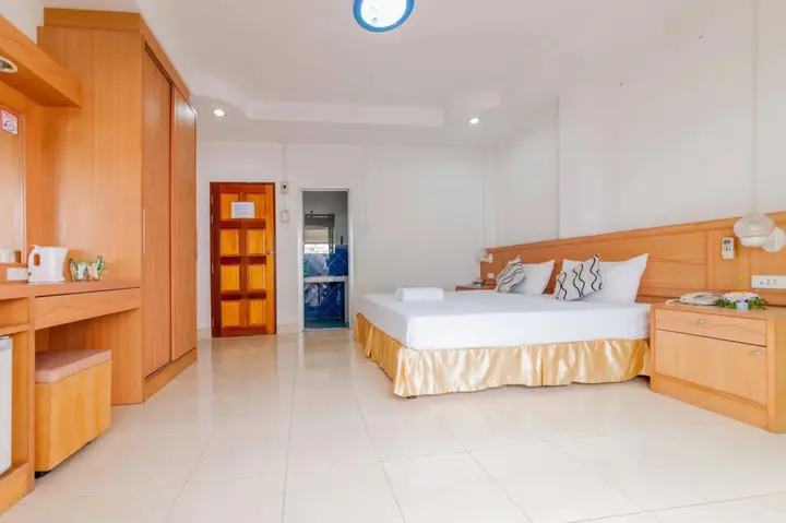 Кату: Bella Tropicana Hotel and Guesthouse