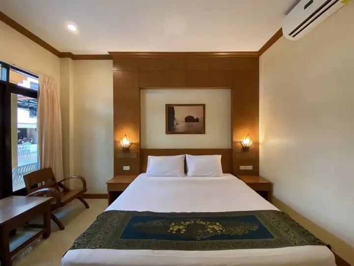 Кату: Baan Sudarat