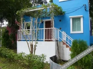 Нонг Нам Дэнг: 培福安姆度假酒店(Phuauem Resort)