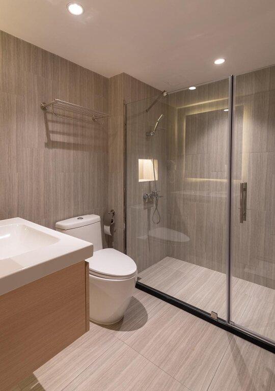 Кхлонг-Янг: The Rich Hotel Korat