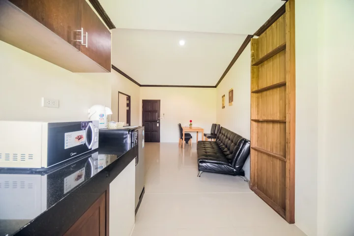 Пхукет: Patong City Hometel