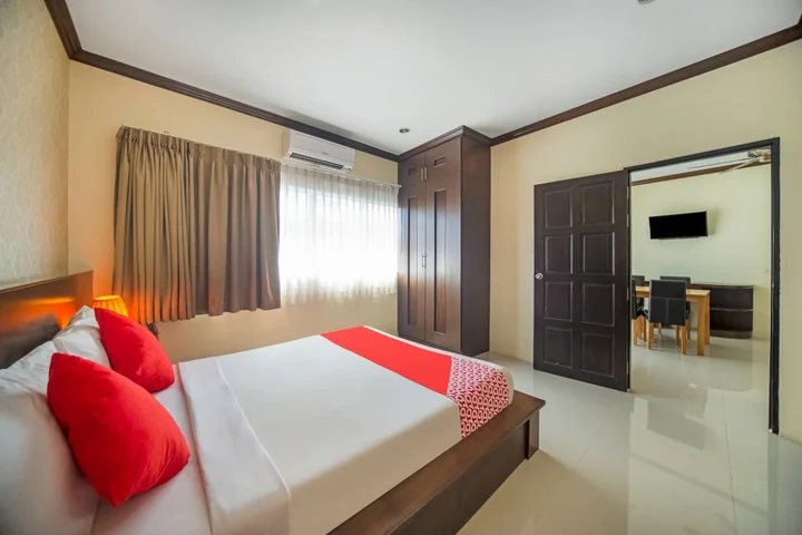 Пхукет: Patong City Hometel