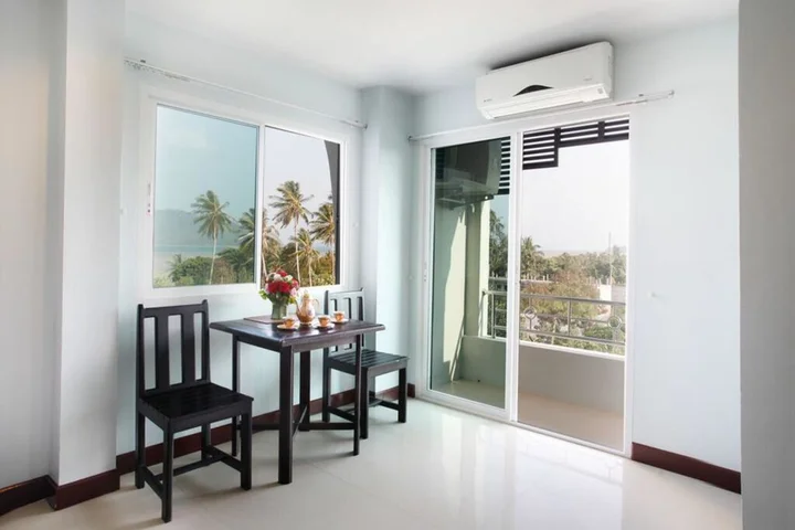 Муанг: Raya Rawai Place