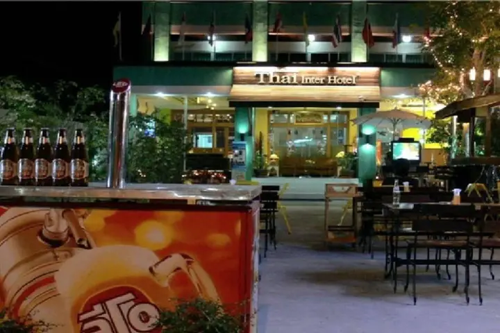 Кхлонг-Янг: Thai Inter Hotel