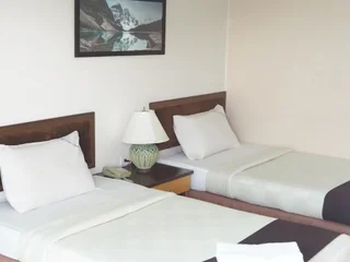 Кхлонг-Янг: Thai Inter Hotel