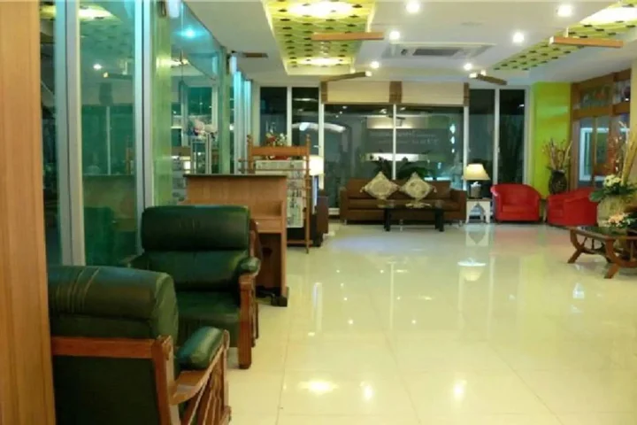 Кхлонг-Янг: Thai Inter Hotel