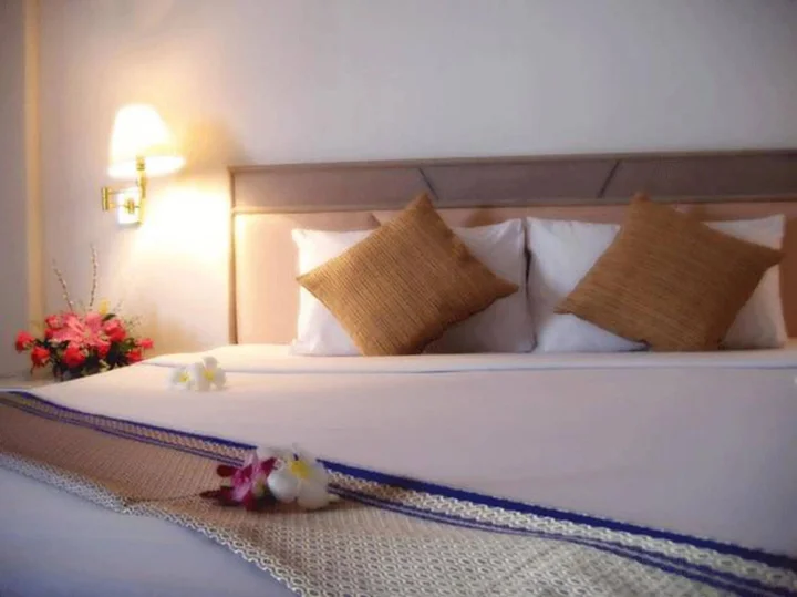 Кхлонг-Янг: The Airport Hotel
