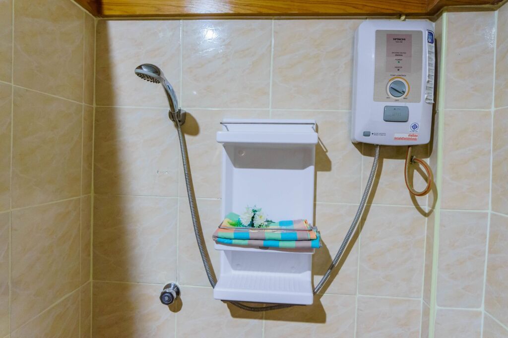 Кхлонг-Янг: Siri Hotel