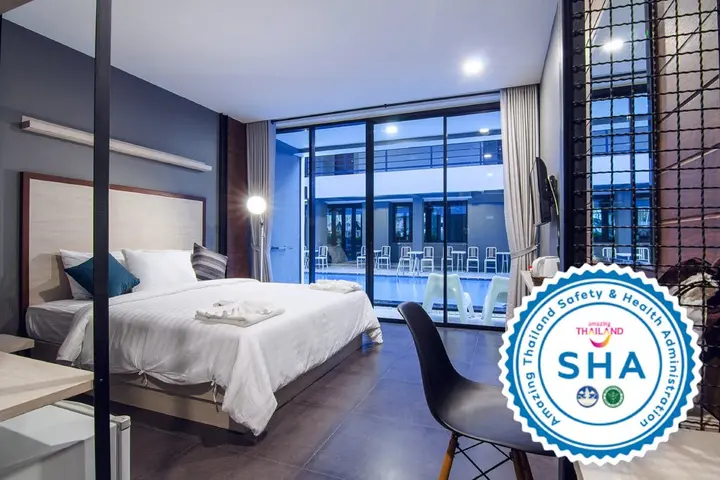 Чаам: Bluemoon Hotel