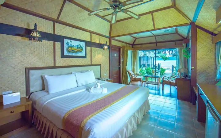 На Чом Тхиан: Sunset Village Beach Resort