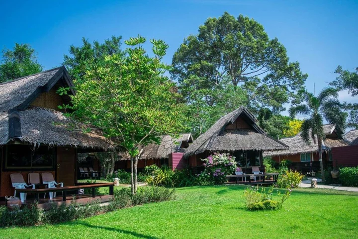 На Чом Тхиан: Sunset Village Beach Resort