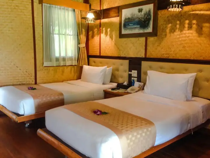 На Чом Тхиан: Sunset Village Beach Resort