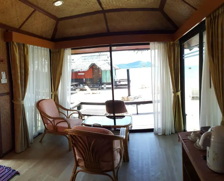 На Чом Тхиан: Sunset Village Beach Resort