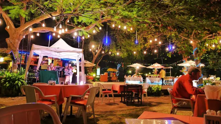 На Чом Тхиан: Sunset Village Beach Resort