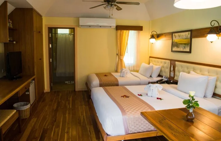 На Чом Тхиан: Sunset Village Beach Resort