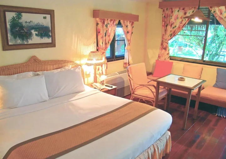 На Чом Тхиан: Sunset Village Beach Resort