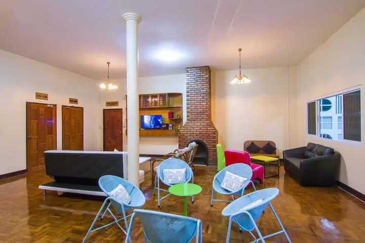 Маерим: Wanida Hostel