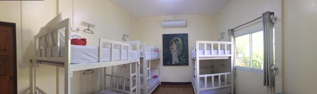 Маерим: Wanida Hostel