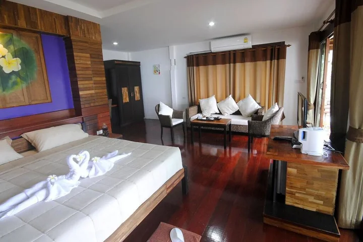 Ланта: New Ozone Resort & Spa