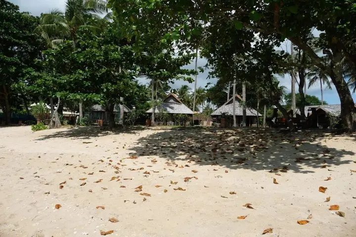 Ланта: New Ozone Resort & Spa