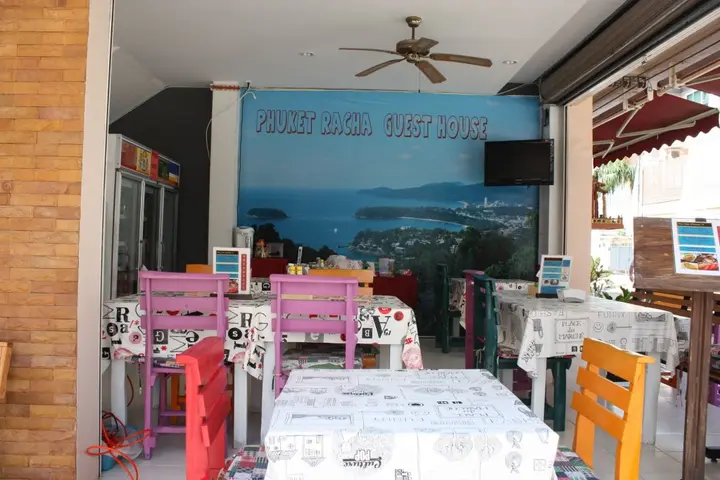 Муанг: Phuket Racha at Kata Homestay
