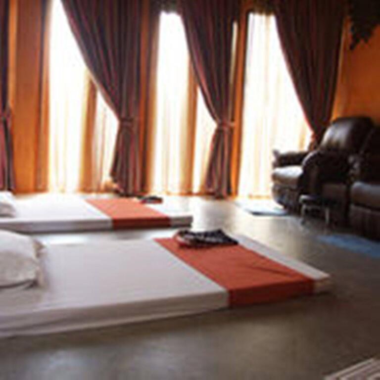 Паттайя: Welcome World Beachfront Resort