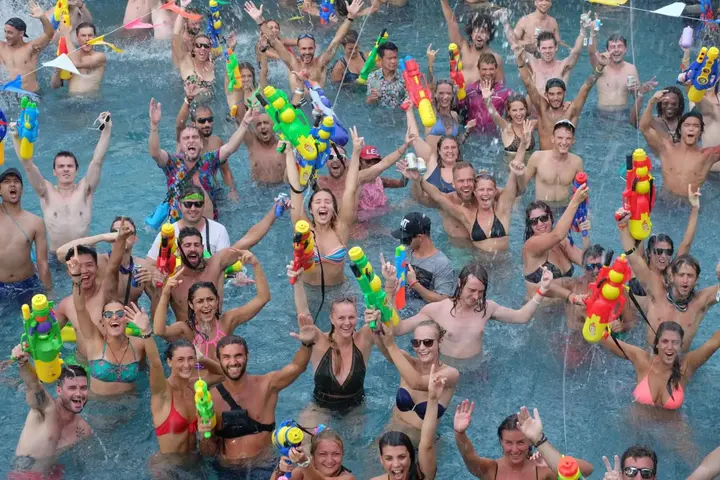 Пхи-Пхи-Дон: Ibiza House Phi Phi