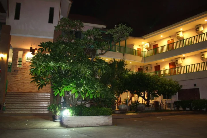 Кхонкэн: Tamarind Residences