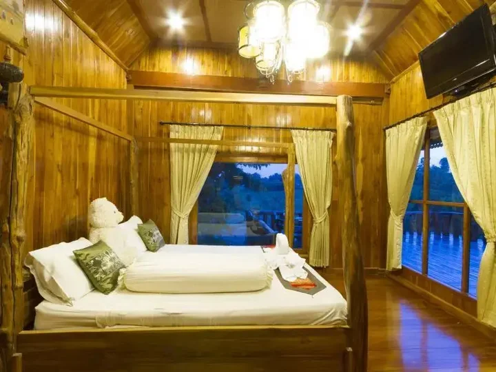 Мей-Сот: Mok Fah Sai Resort