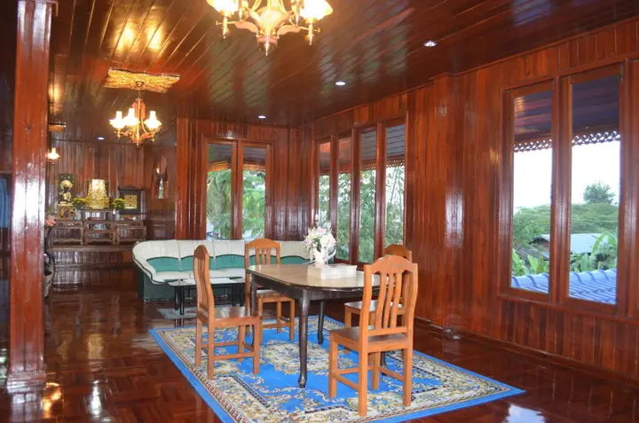 Мей-Сот: Suandarbporn Resort Mae Sot