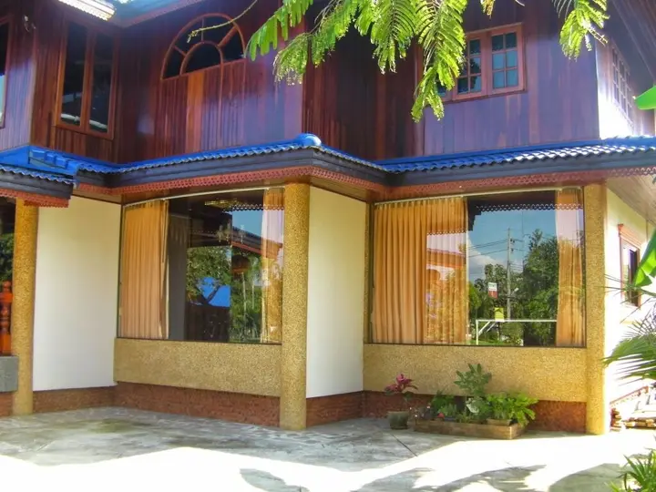 Мей-Сот: Suandarbporn Resort Mae Sot