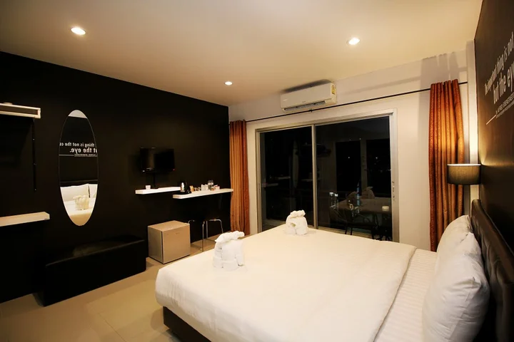 Кату: The Artist House