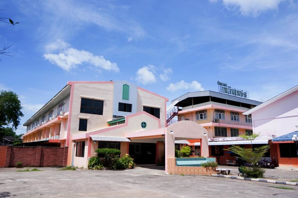 Сураттхани: Plernpetch Hotel