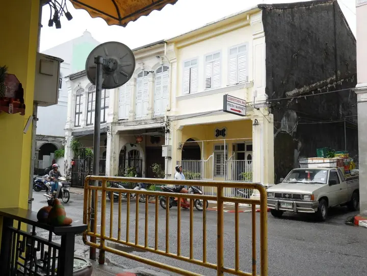 Муанг: Phuket Old Town Hostel