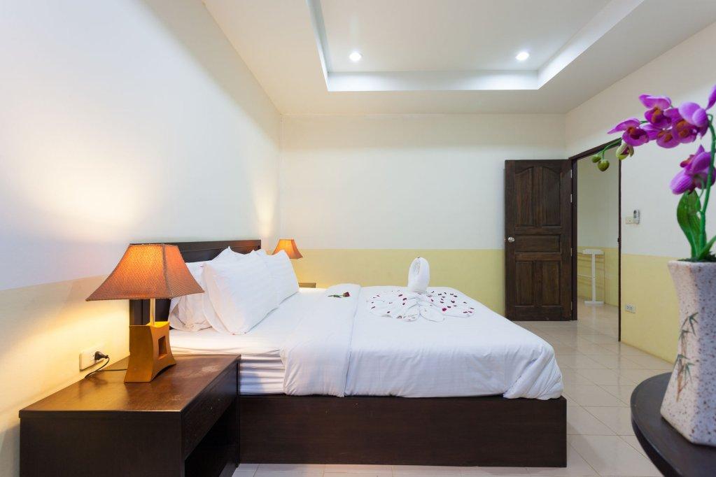 Тхаланг: Bangtao Kanita House